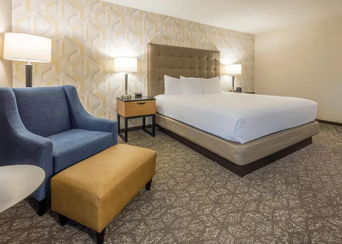 Drury Inn & Suites St. Louis Airport