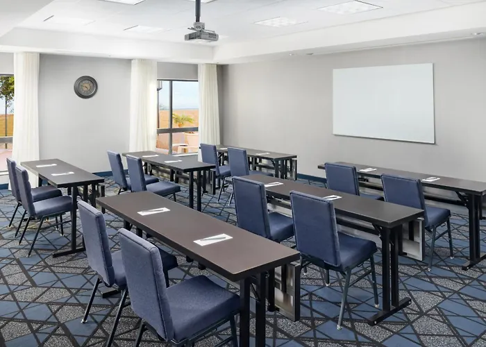 Courtyard By Marriott Phoenix Mesa Gateway Airport