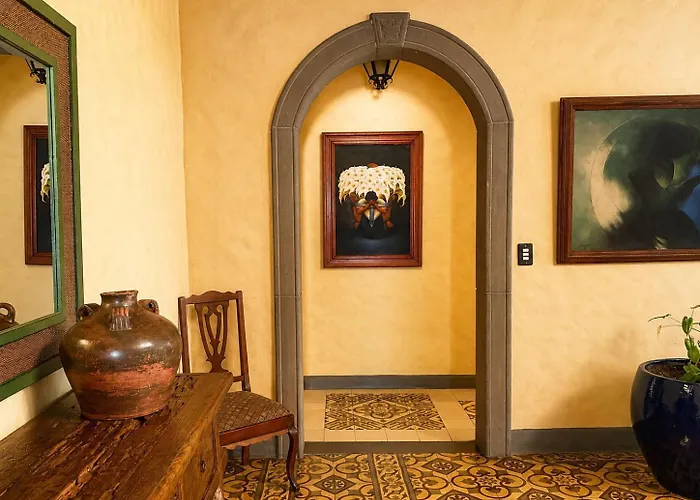 Hotel 1915 Inn & Suites