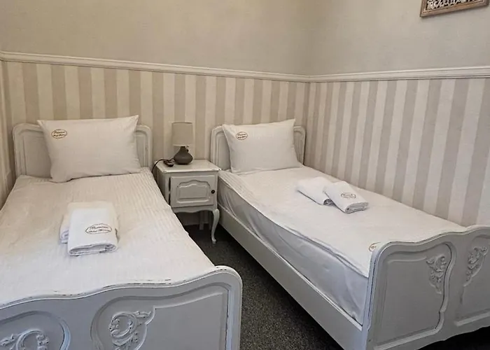 Premium - Bed & Breakfast