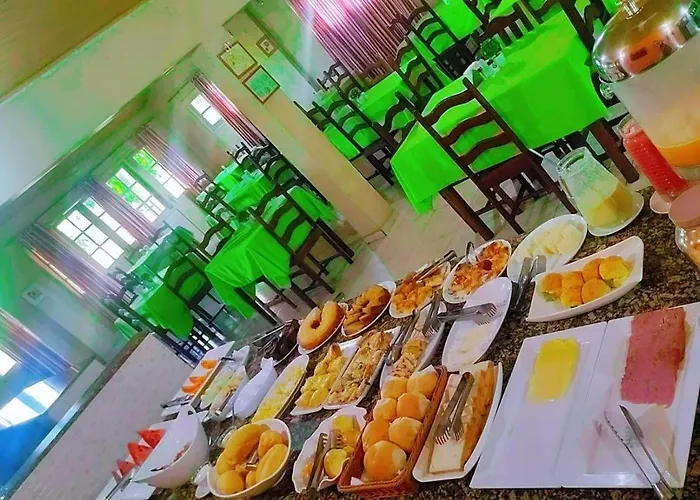 Hotel Jardim Tropical