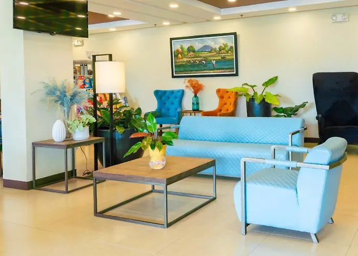 Microtel Inn & Suites By Wyndham San Fernando