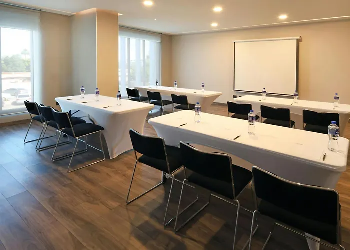 City Express Plus By Marriott Mexicali