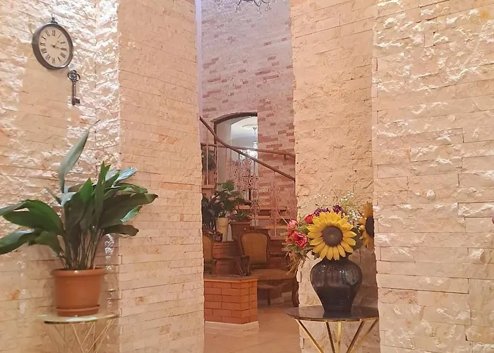 Hotel And Restaurant "Villa Givisi"