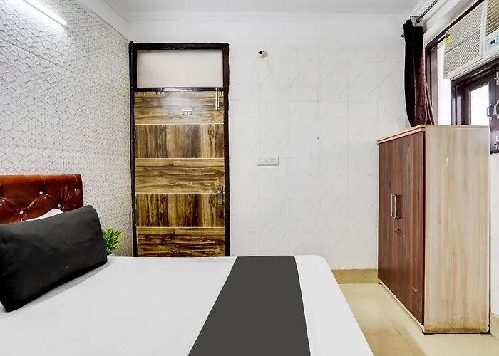 Hotel O The Maruti Hotel