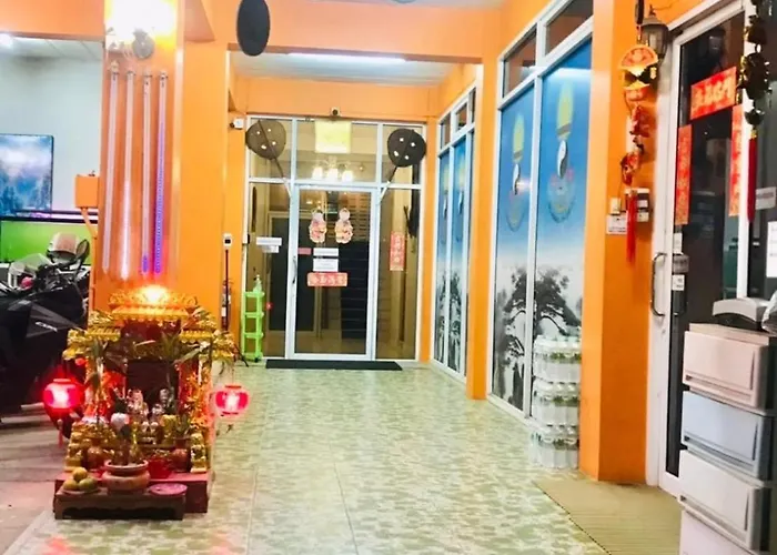 บุญสุขแมนชั่น