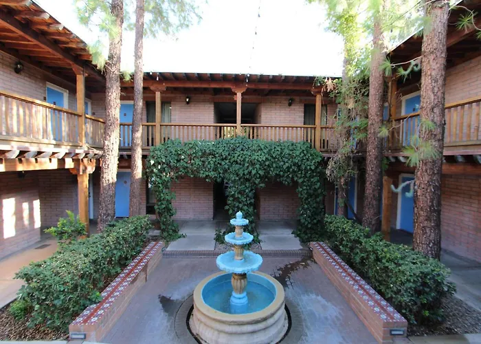 Comfort Suites At Sabino Canyon