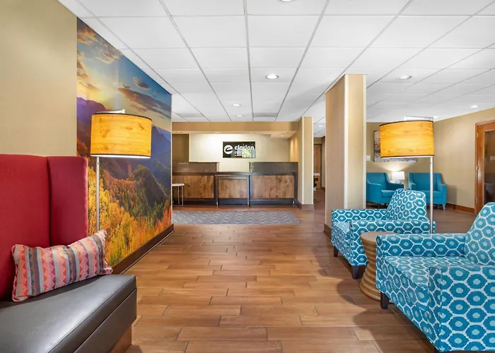 Clarion Pointe Cherokee