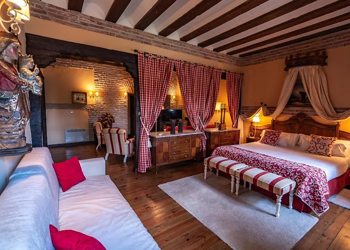 Hotel Real Monasterio De San Zoilo