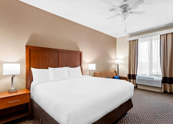 Comfort Inn & Suites Grenada