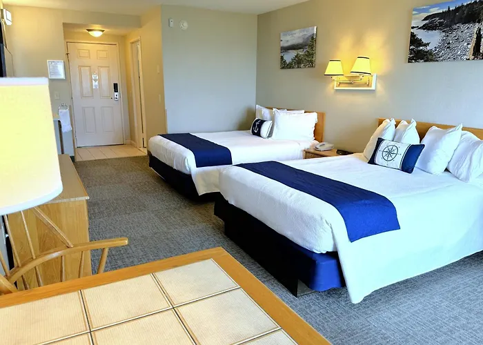 Atlantic Eyrie Lodge