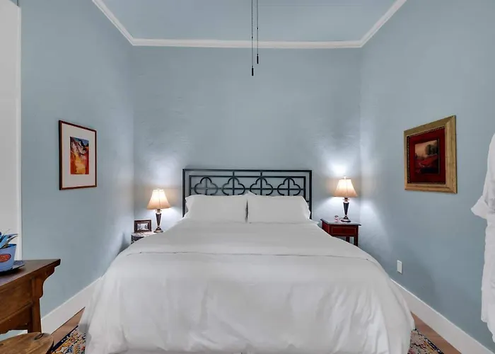 Letson Loft Hotel