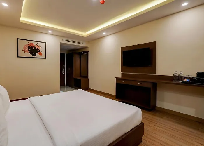 Super Townhouse Oak Mahadevapura Opposite Phoenix Mall Formerly Grand Wilton Inn