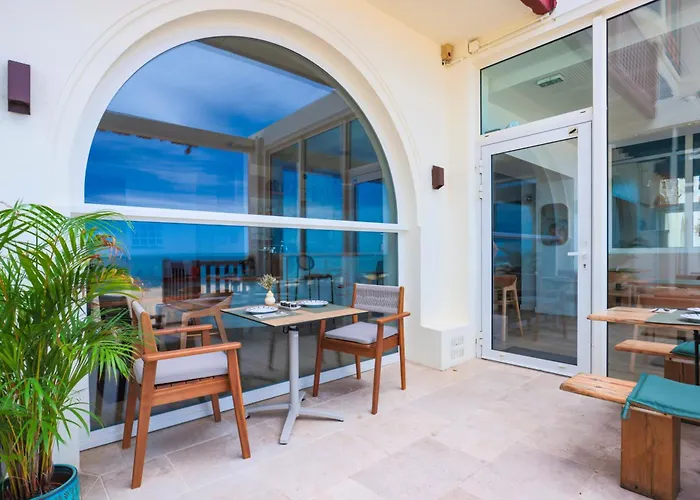 Hotel De La Plage