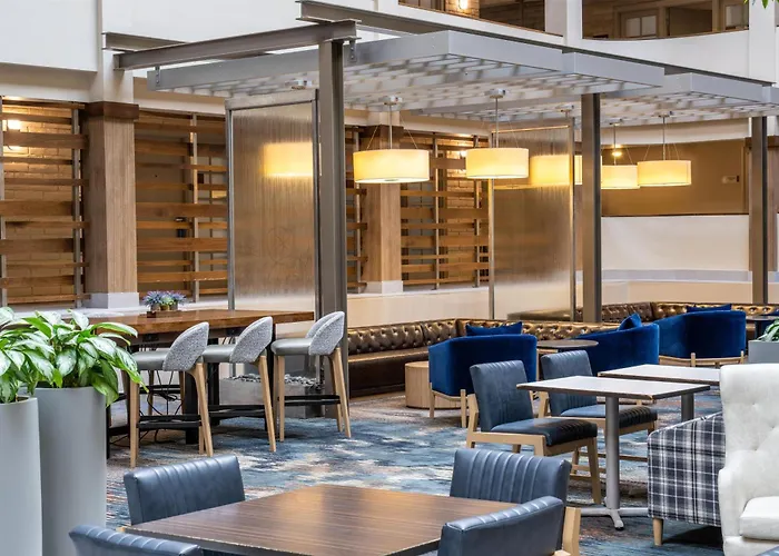 Embassy Suites By Hilton Minneapolis Bloomington Edina
