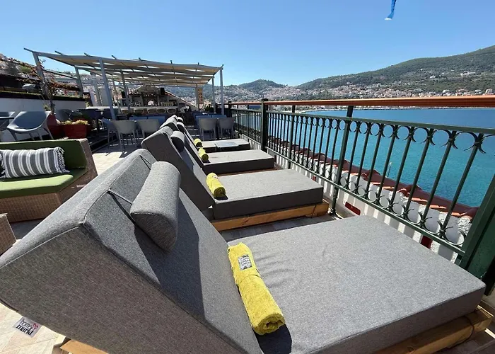 Aeolis Hotel