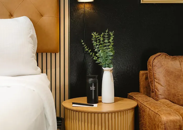 The Block Hotel Bentonville