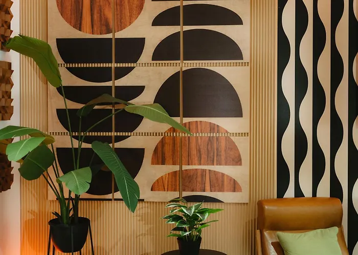 The Block Hotel Bentonville