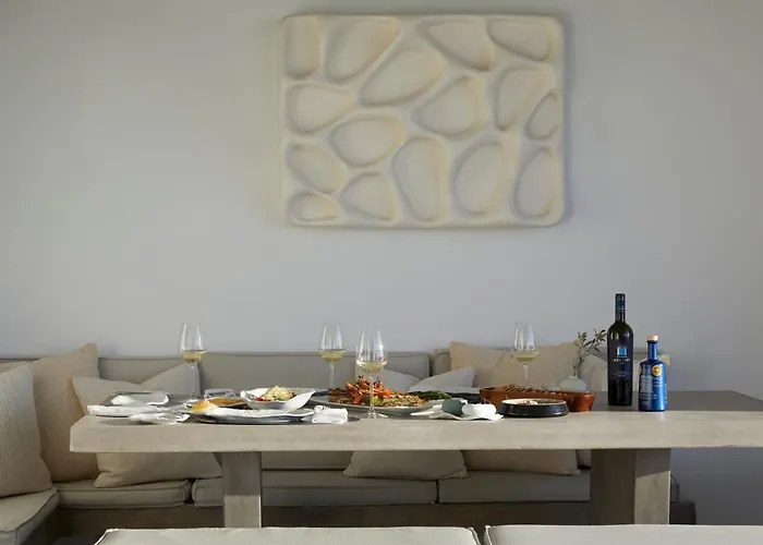 Grace Hotel, Auberge Collection