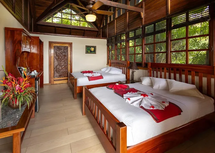 Aguila De Osa Rainforest Lodge