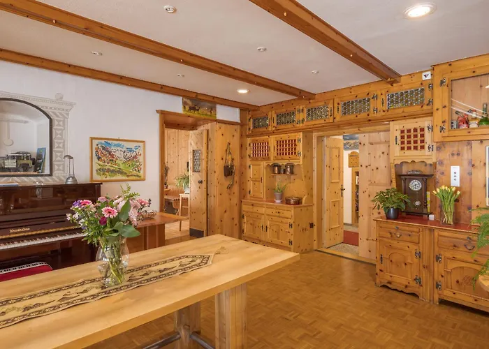 Hotel Alpina