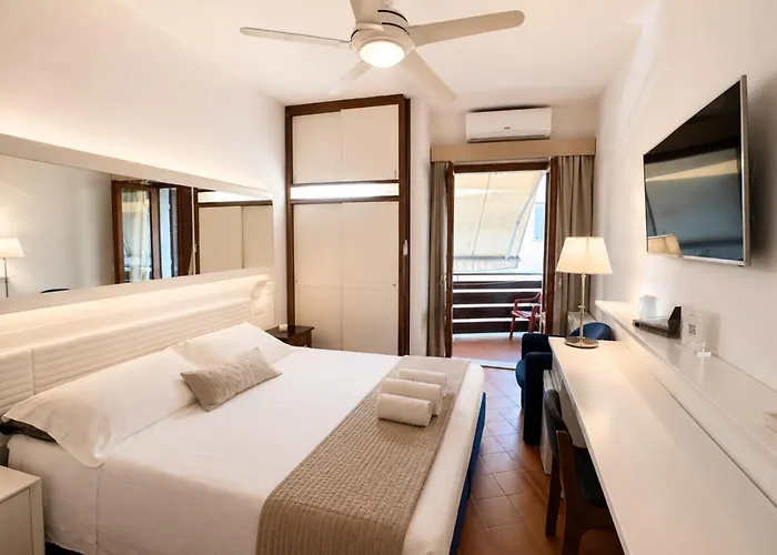 Piccolo Hotel