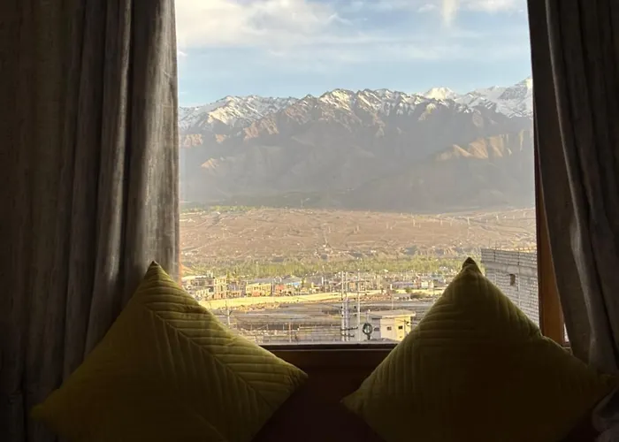 Maple House Ladakh