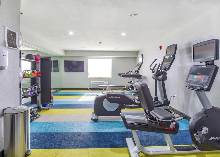 Mainstay Suites
