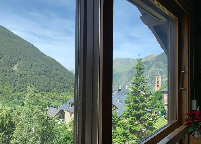 El Xalet De Tauell Hotel Rural