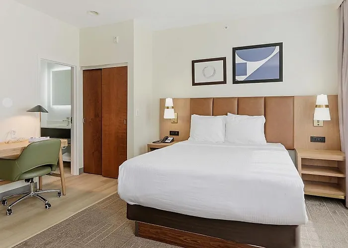 Best Western Plus Hannaford Inn & Suites