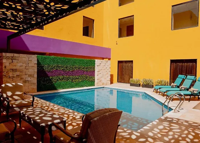 Hotel Plaza Colonial