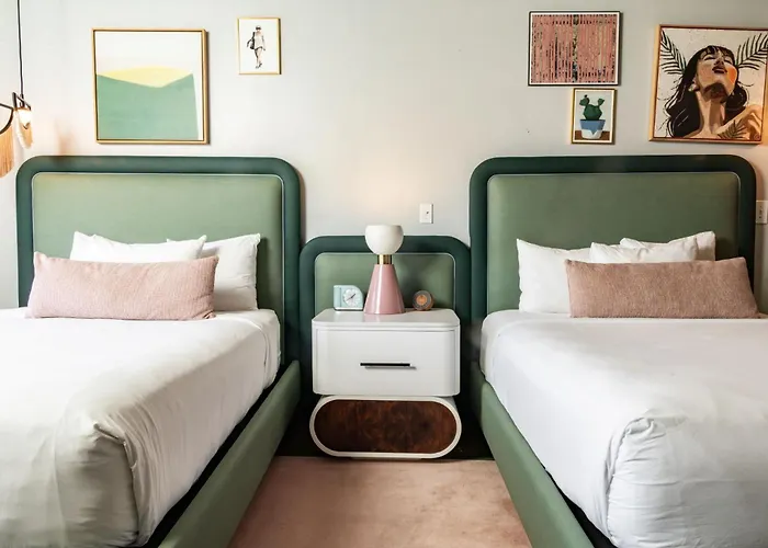 Canvas Hotel Dallas