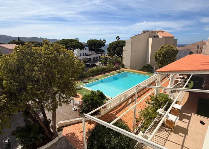 Hotel Madame Mere
