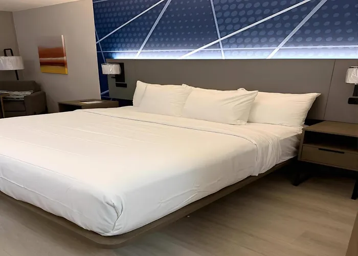Comfort Inn & Suites Harvey - Chicago Southland