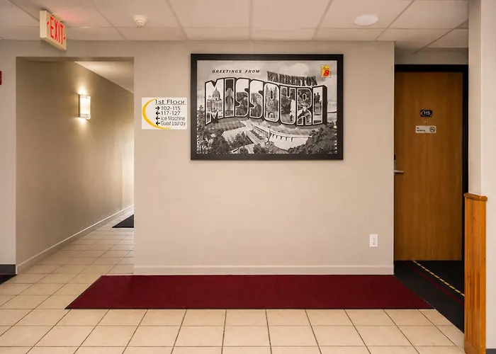 Super 8 By Wyndham Warrenton