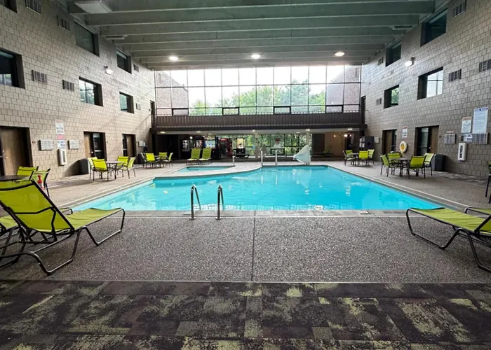 Best Western Plus Kelly Inn
