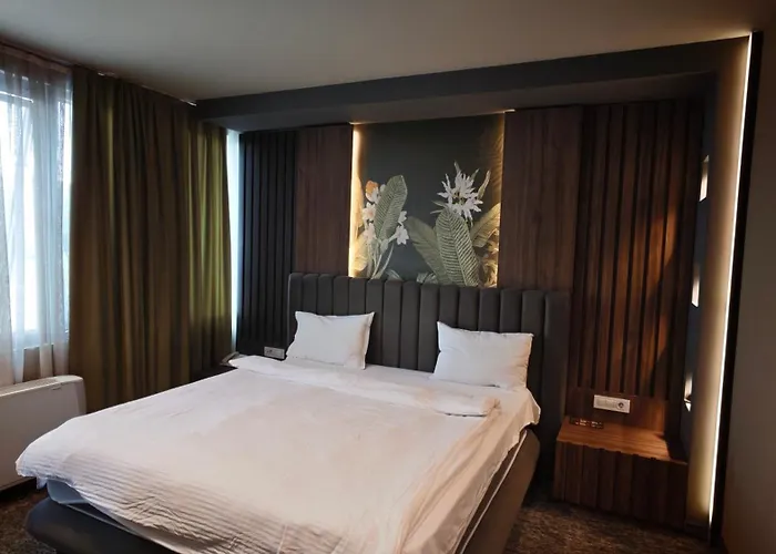 Hotel Emka