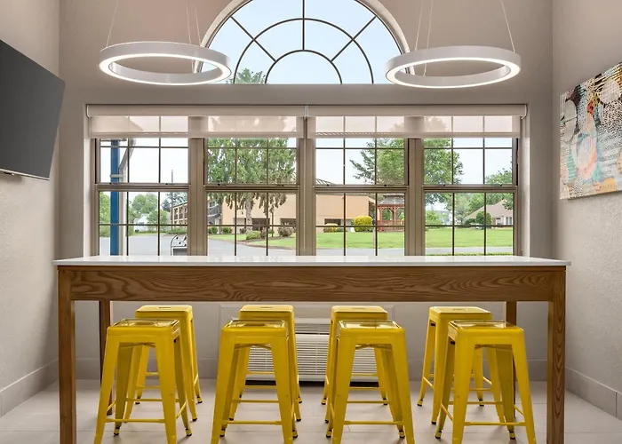 Microtel Inn & Suites By Wyndham Culpeper
