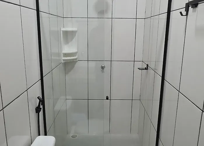 New Center Hotel