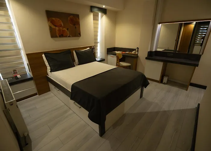 Devin Otel