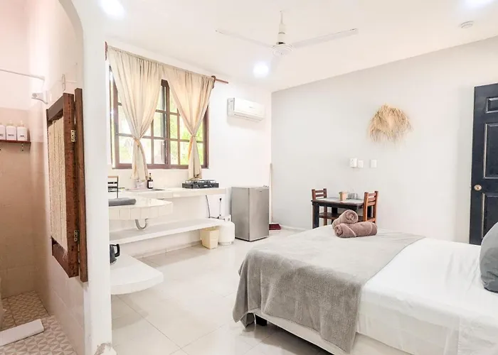 Sirenas Caribbean Rooms Holbox