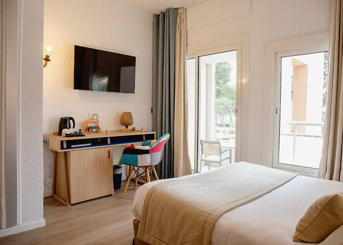 Grand Hôtel Du Lido - sur la plage d'Argèles