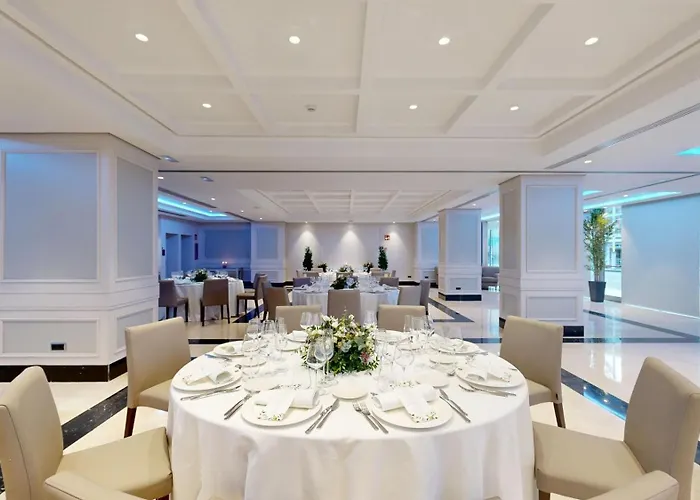 Hotel Andalucia Center