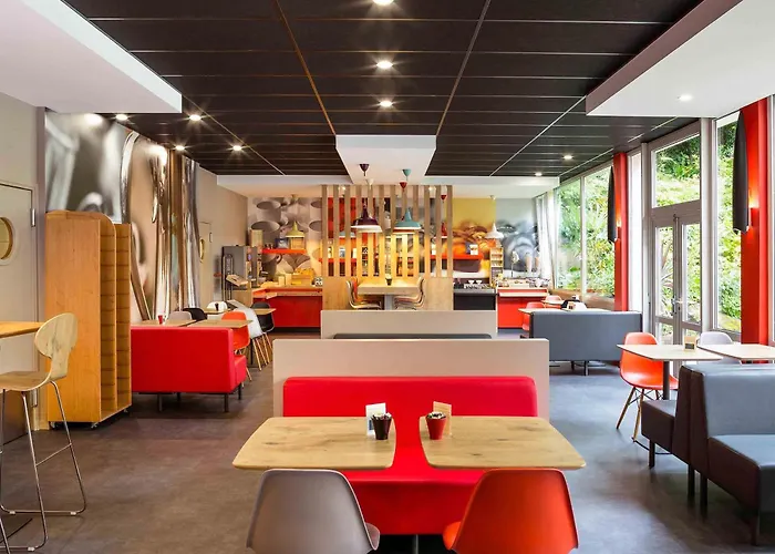 Ibis Lannion