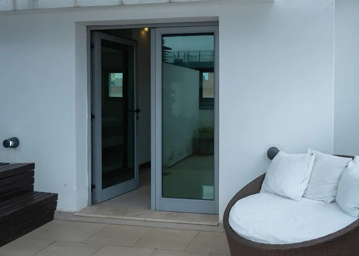 Zoom Apartments Hotel