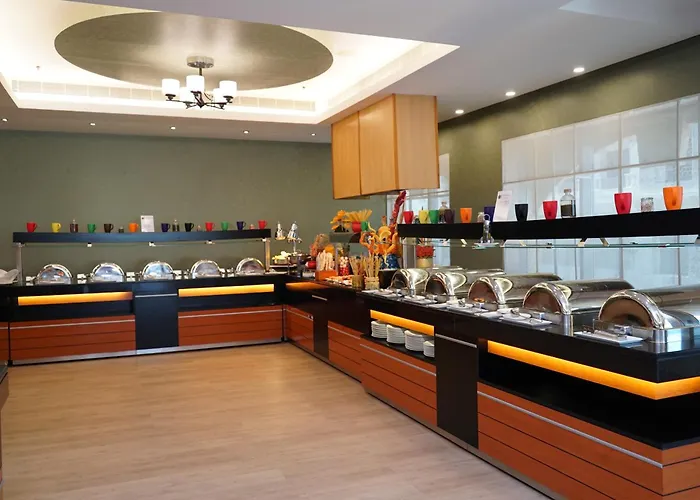 City Seasons Hotel & Suites Muscat