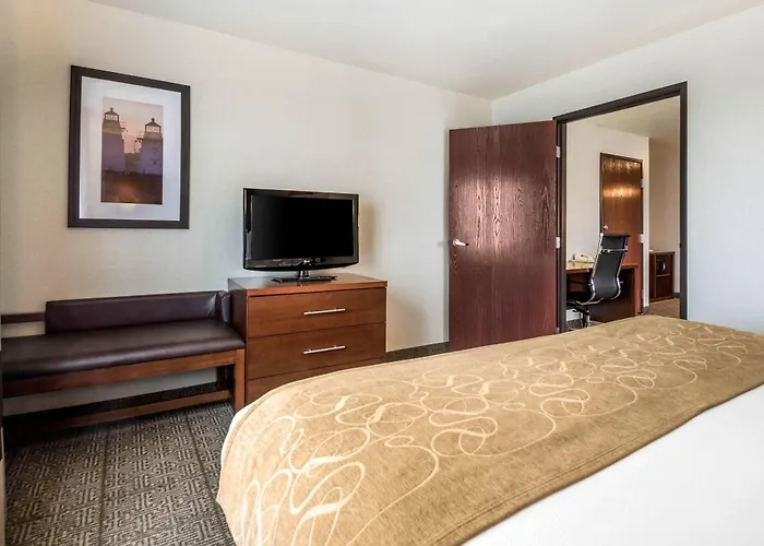 Comfort Suites At Par 4 Resort