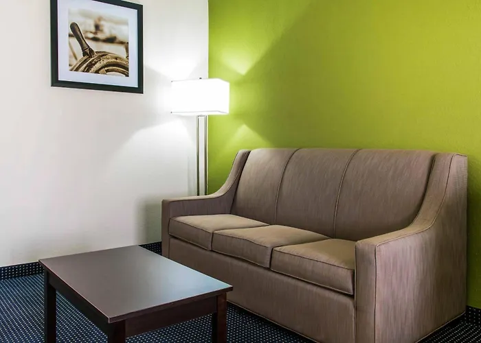 Quality Inn & Suites Anderson I-69