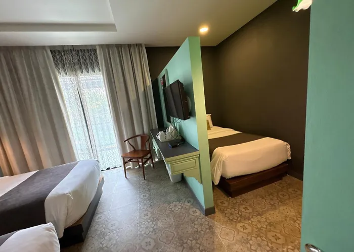 Chiangkhong Teak Garden Riverfront Hotel