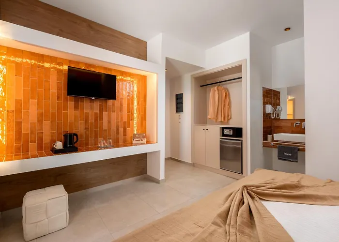 Madison Boutique, Faliraki